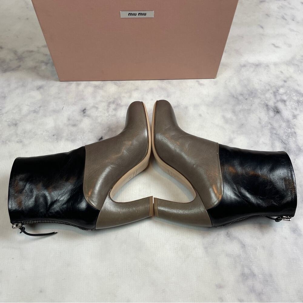 Miu Miu Colorblock Heeled Ankle Boots Taupe Black Polished Calfskin NWB Sz 36 - Picture 6 of 10